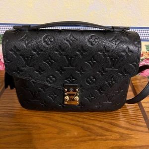 Louis Vuitton Empreinte Pochette Metis